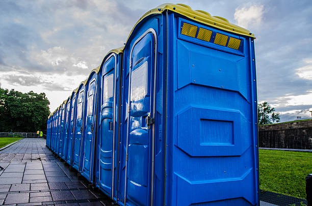 Best Portable toilet rental cost  in Macom, IL